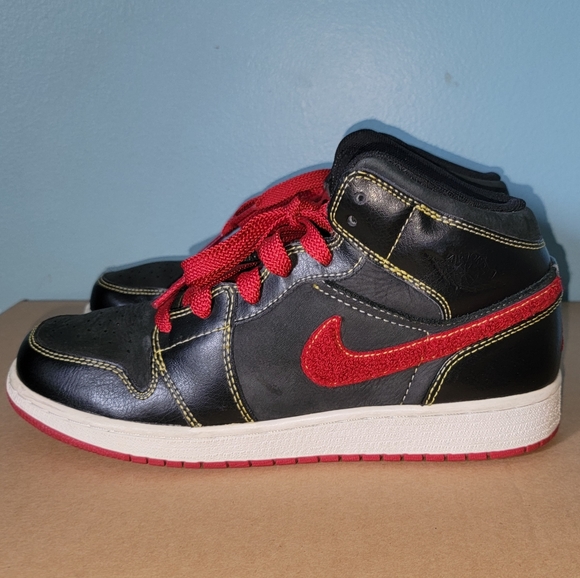 Nike Jordan 1 Mid Phat Premiere Maize 7Y - Picture 5 of 10